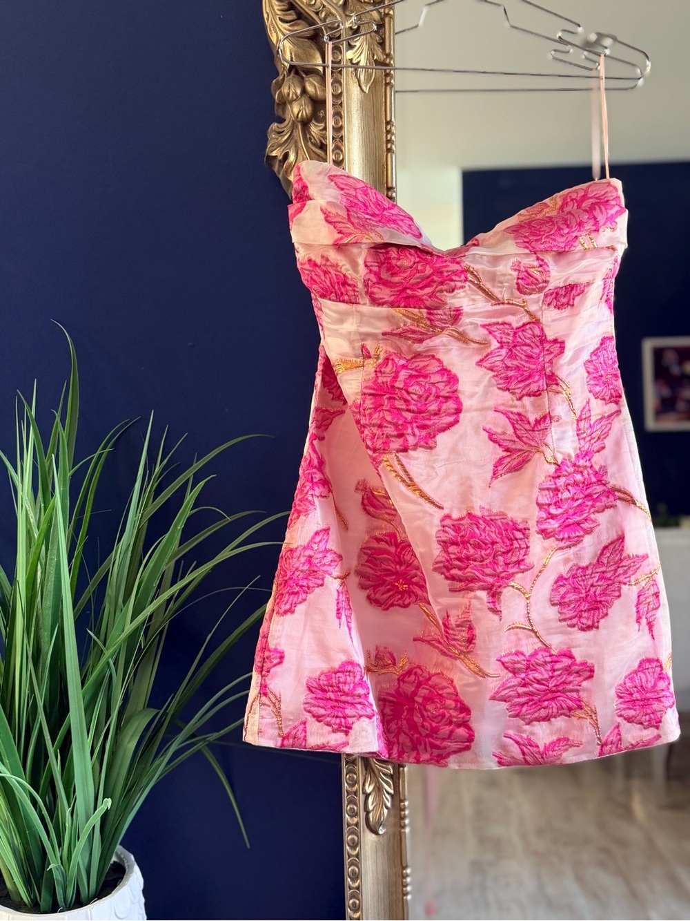 Sleeveless Pink Floral Embroidered Mini Dress